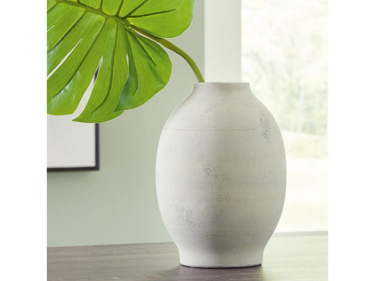 Clayson Vase by Ashley Furniture A2000653